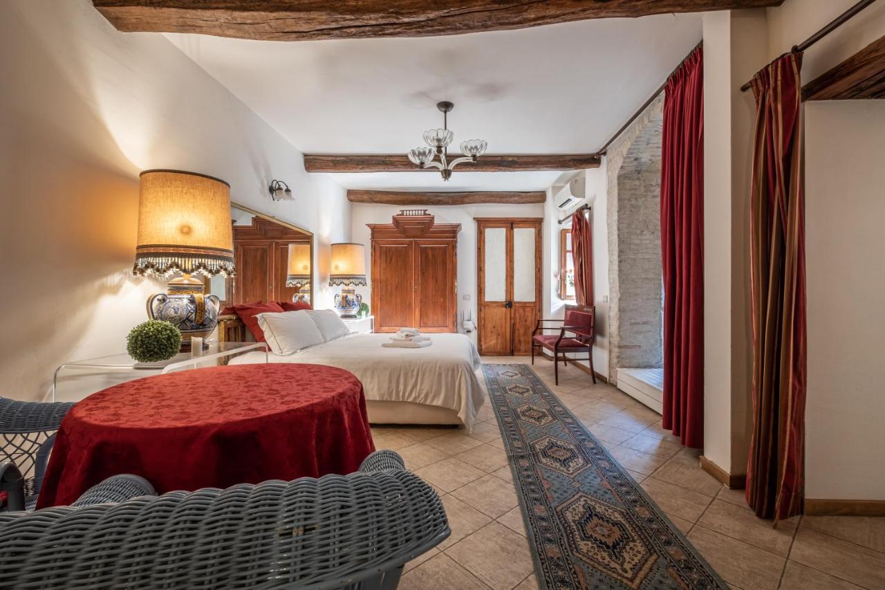 Corte Cristina & Suites クアルトゥッチュ エクステリア 写真