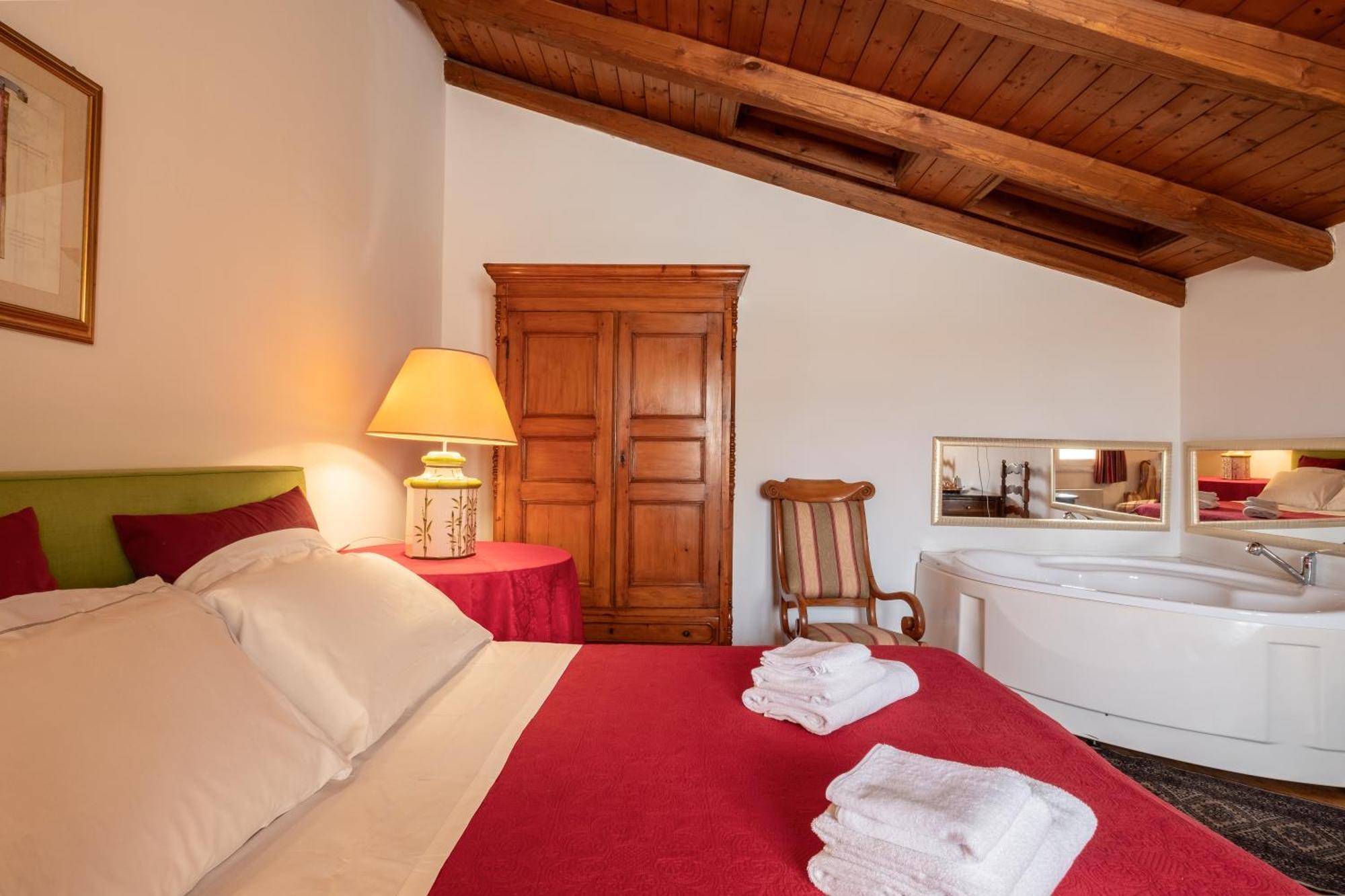 Corte Cristina & Suites クアルトゥッチュ エクステリア 写真