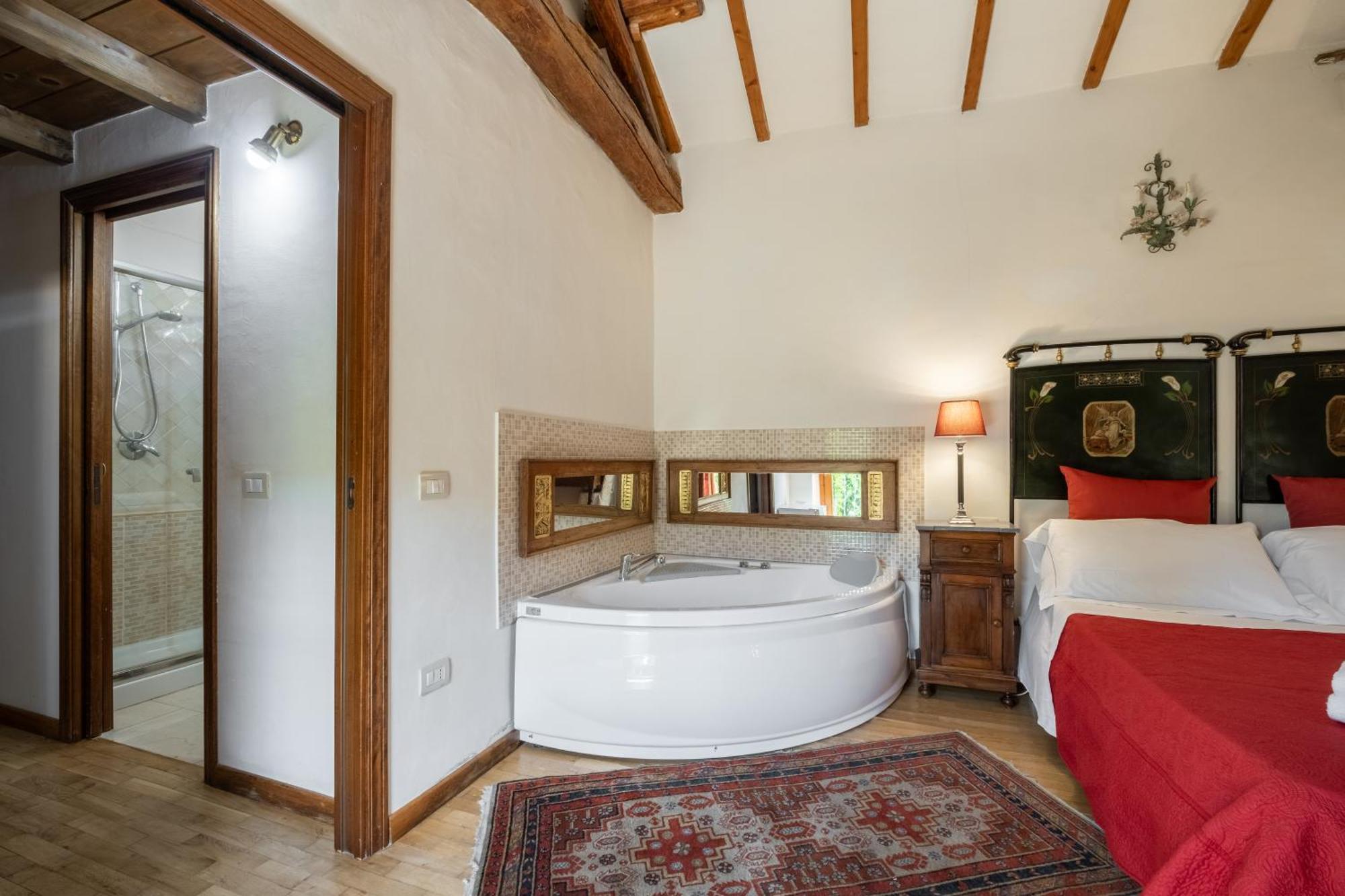Corte Cristina & Suites クアルトゥッチュ エクステリア 写真