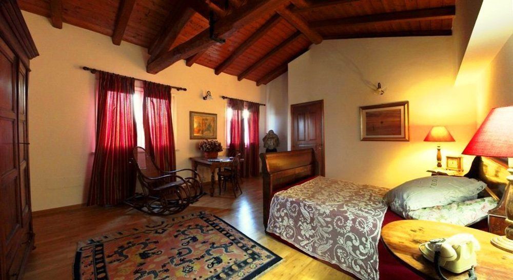 Corte Cristina & Suites クアルトゥッチュ エクステリア 写真