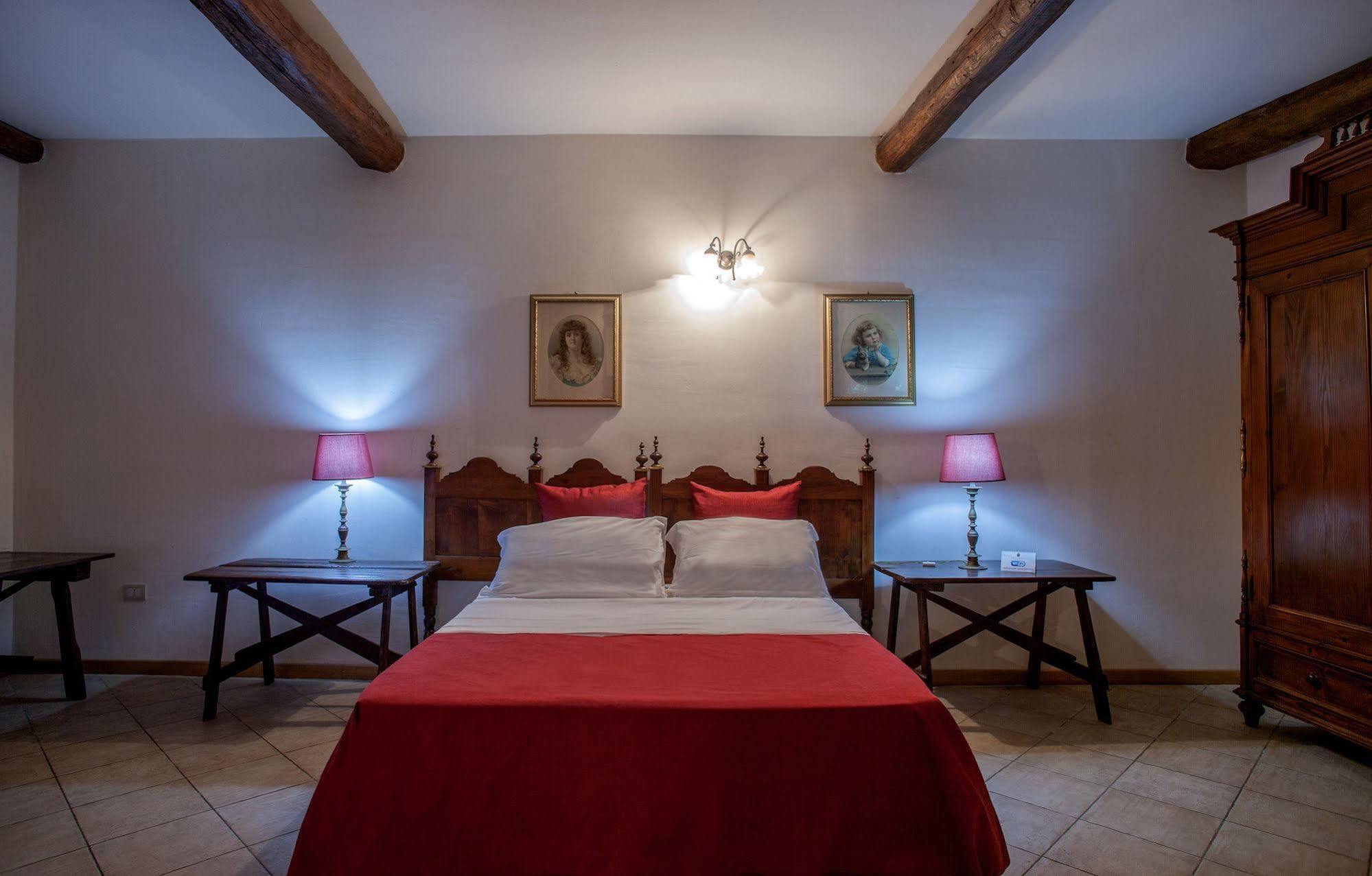 Corte Cristina & Suites クアルトゥッチュ エクステリア 写真