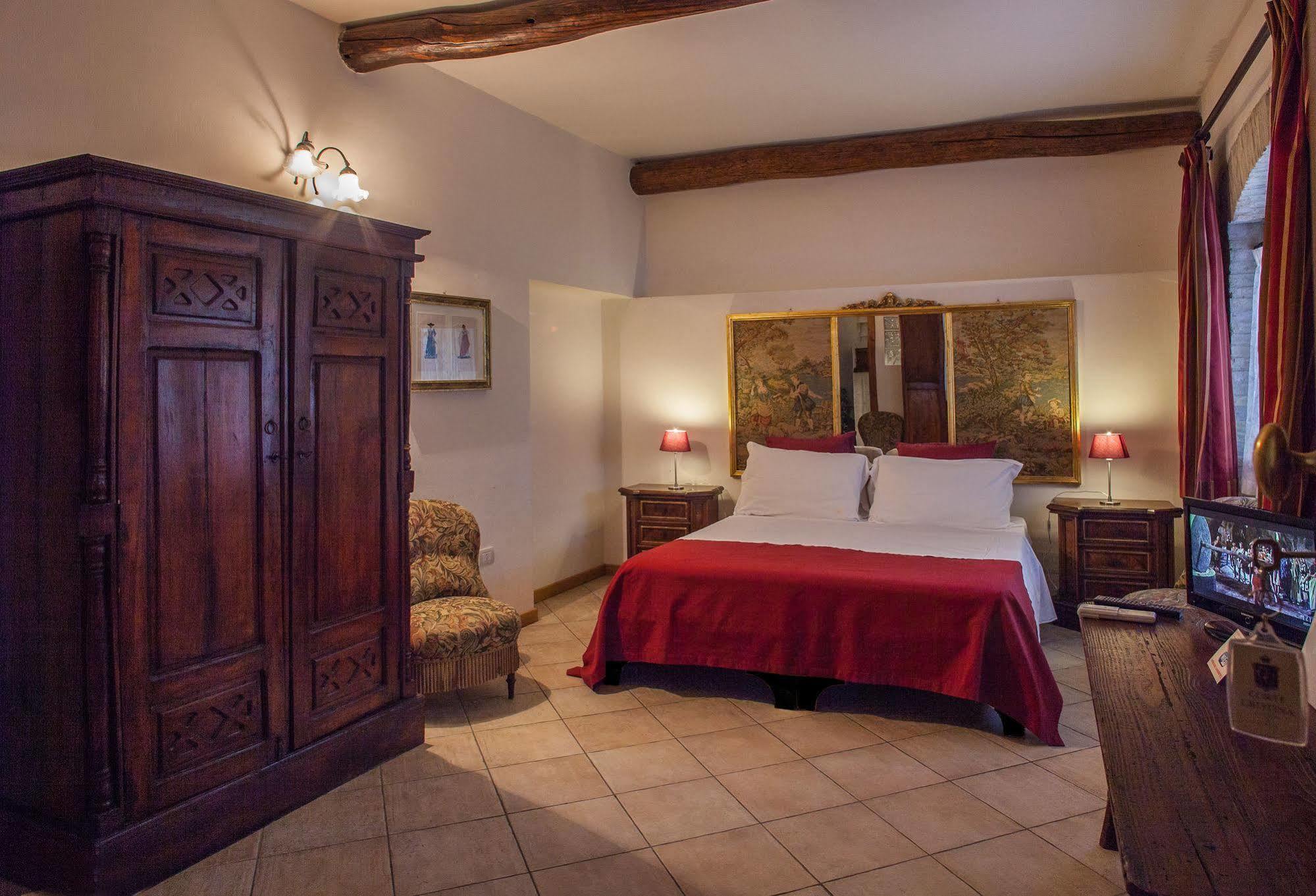 Corte Cristina & Suites クアルトゥッチュ エクステリア 写真
